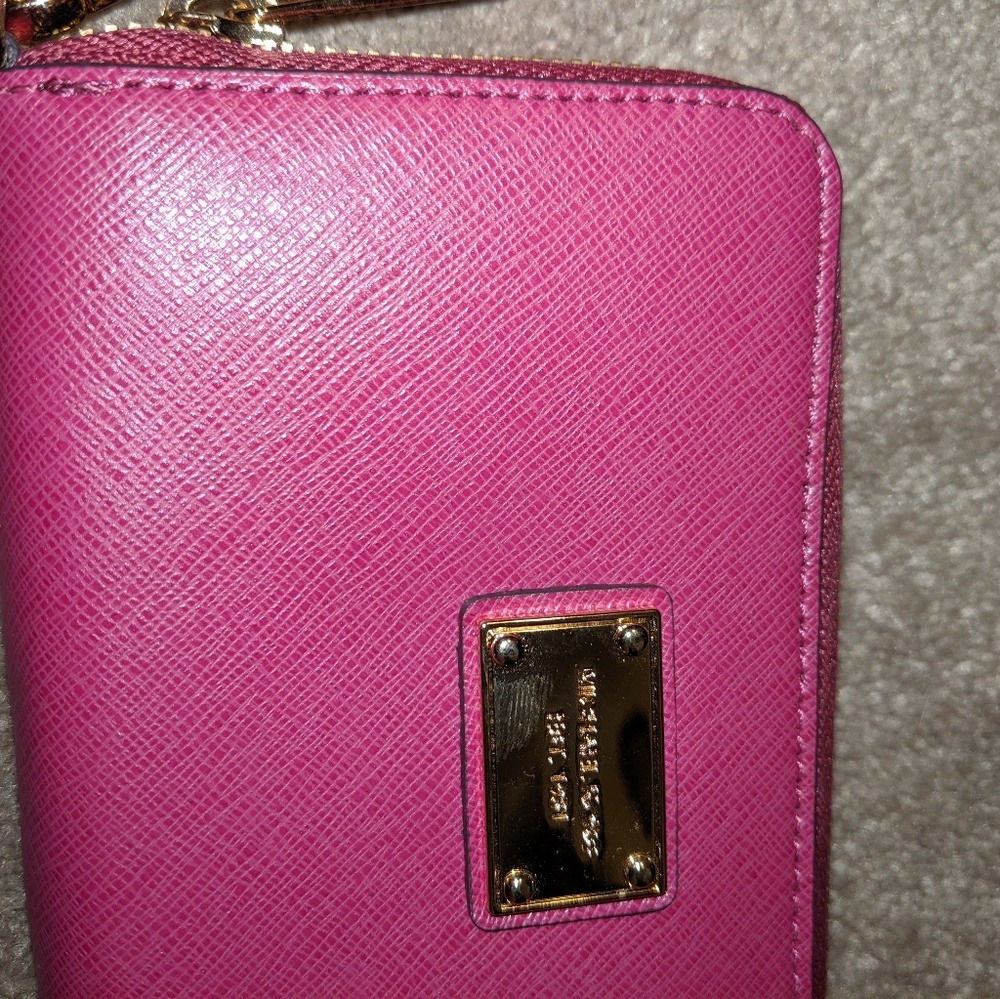 Pink Michael kors wristlet NWOT